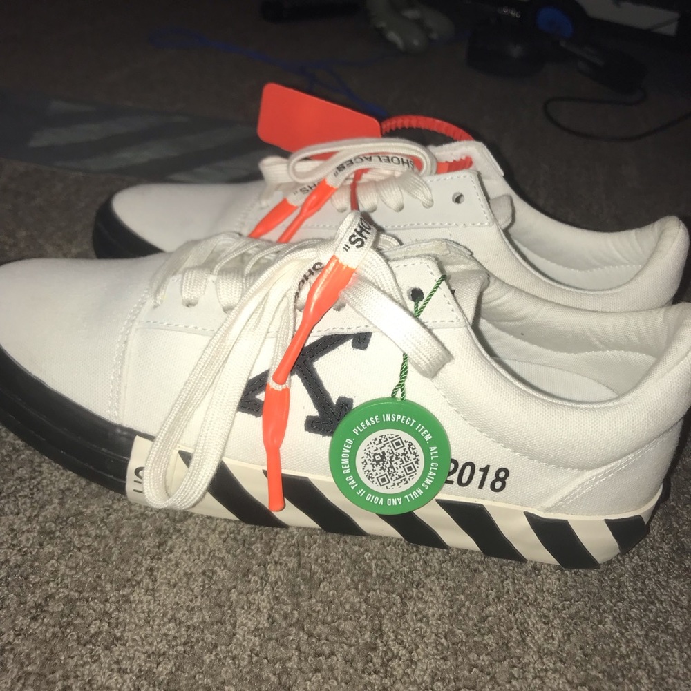 Off-White Vulcs